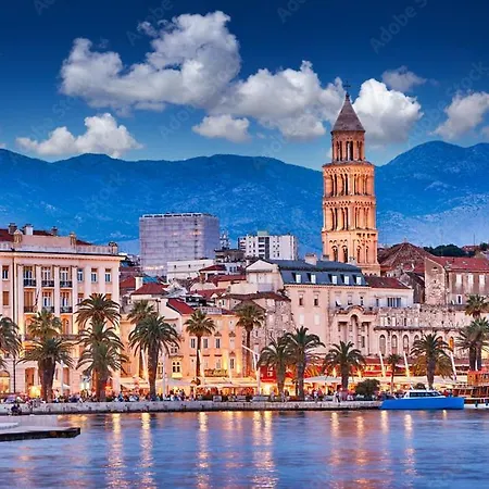 Πανσιόν Royal